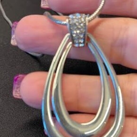 BRIGHTON - Meridian Oval Swing Crystal Necklace & Earrings - Picture 3 of 3